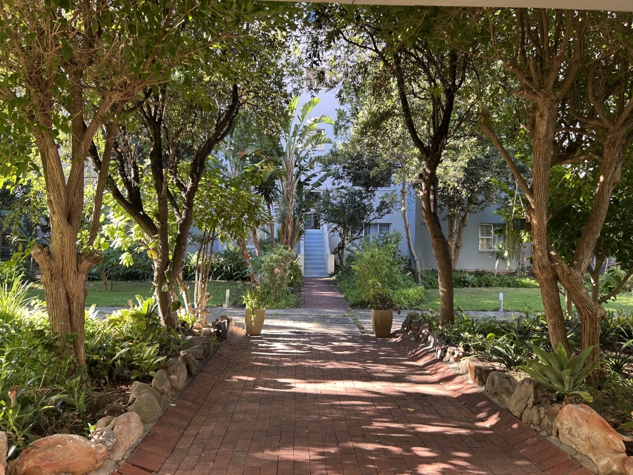 1 Bedroom Property for Sale in Green Point Western Cape